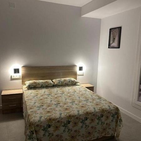 Estupendo Piso A 5 Min De La Estacion De Bus Y Tren Maria Zambrano Apartamento Málaga Exterior foto