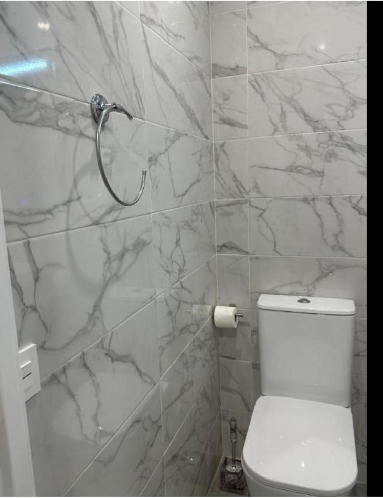 Estupendo Piso A 5 Min De La Estacion De Bus Y Tren Maria Zambrano Apartamento Málaga Exterior foto