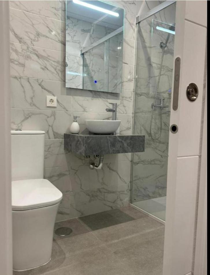 Estupendo Piso A 5 Min De La Estacion De Bus Y Tren Maria Zambrano Apartamento Málaga Exterior foto