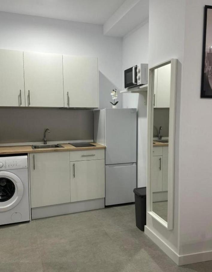Estupendo Piso A 5 Min De La Estacion De Bus Y Tren Maria Zambrano Apartamento Málaga Exterior foto