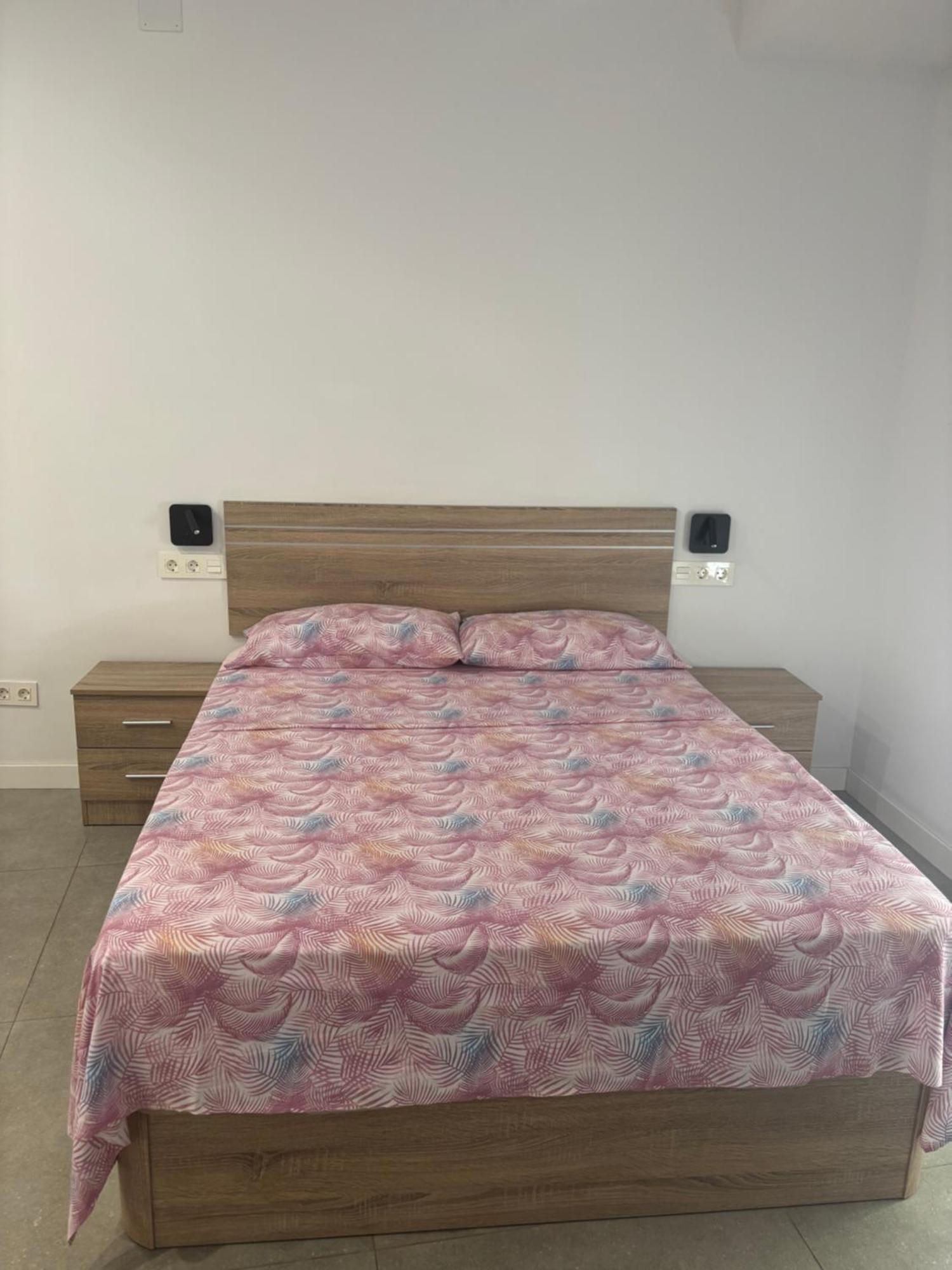 Estupendo Piso A 5 Min De La Estacion De Bus Y Tren Maria Zambrano Apartamento Málaga Exterior foto